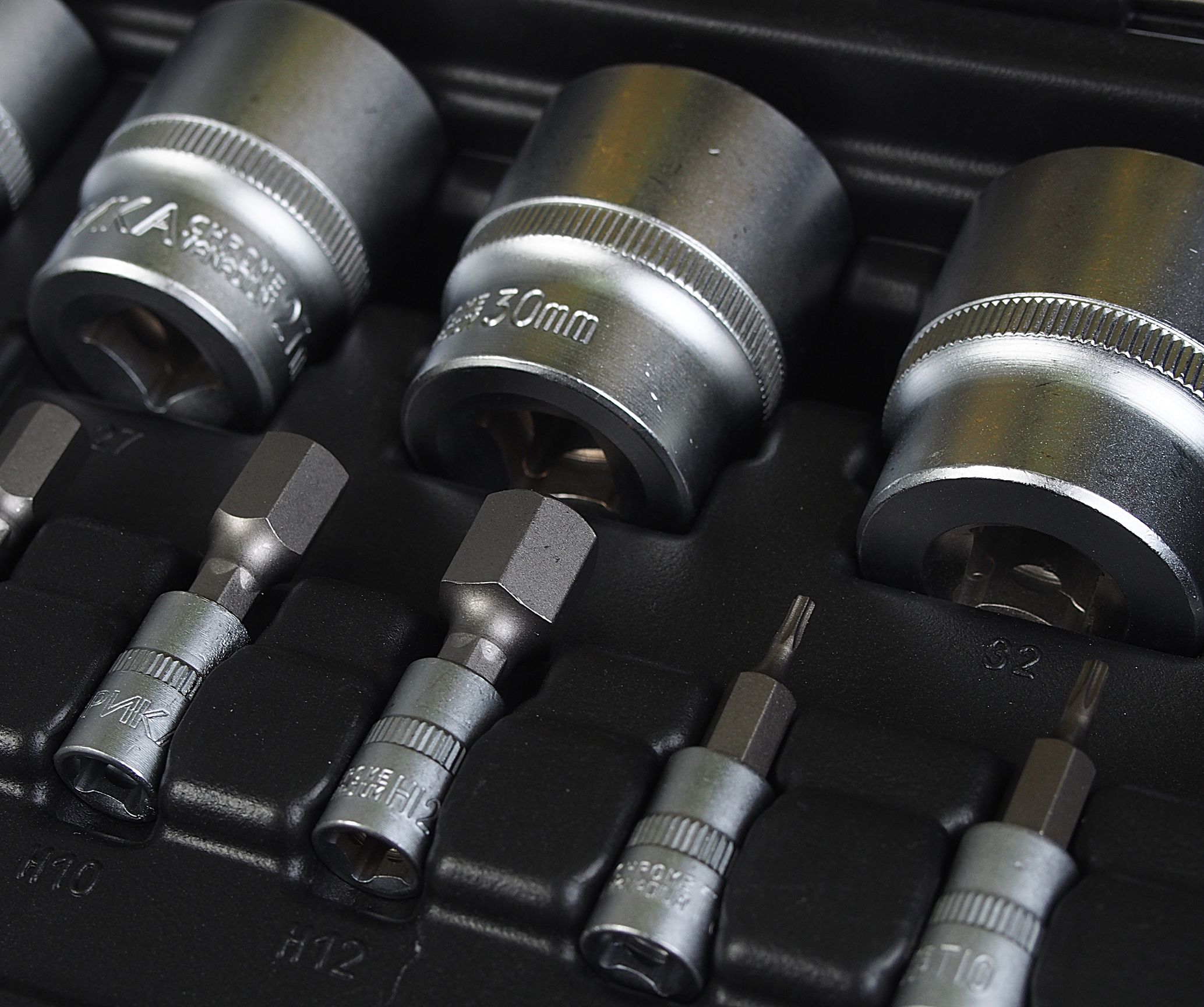 Набор инструмента ER-80001 1/4"&1/2"DR 6-гранный 101 предмет ЭВРИКА