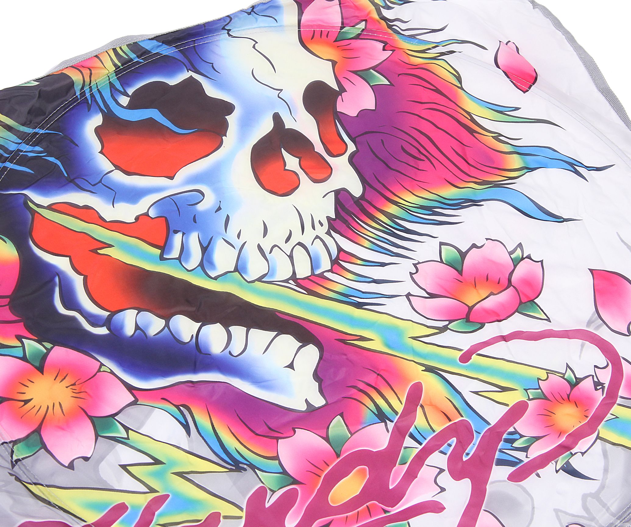 Шторка солнцезащитная EH-00738 "BEAUTIFUL GHOST" на лобовое стекло, полиэстер 145х66см ED HARDY (США) /1/6